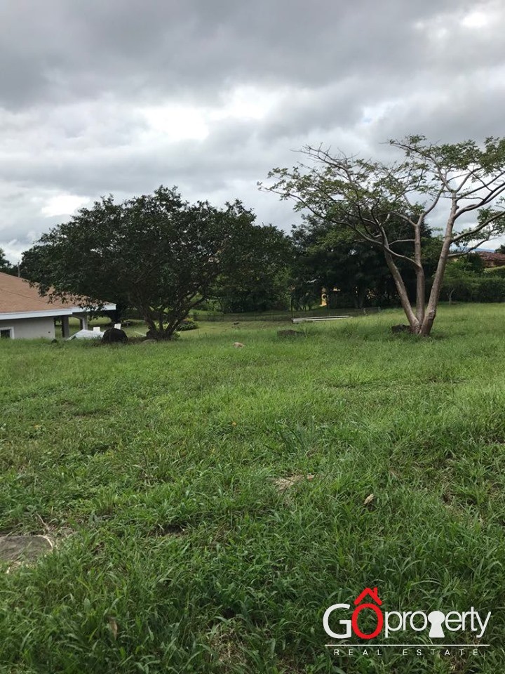 Venta de lote en Hacienda los Reyes, La Guácima, Alajuela